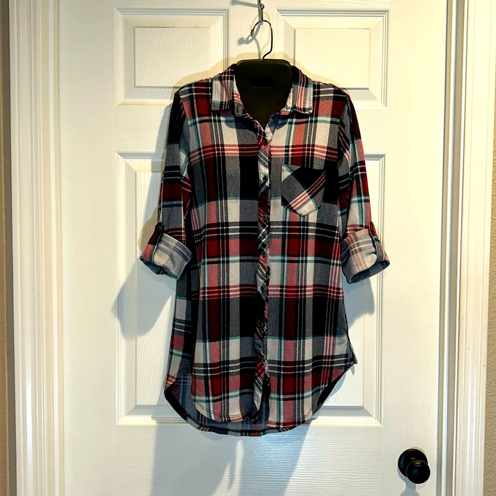 Cute plaid shirt !